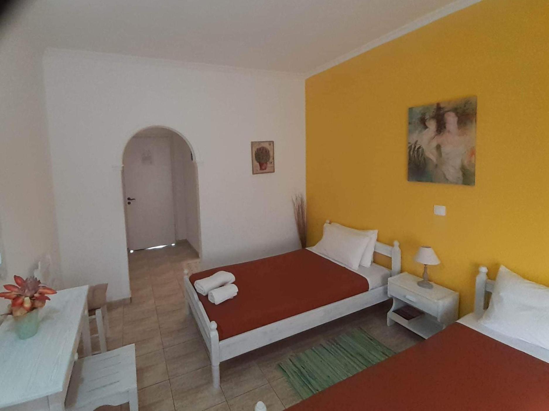 Dimitris Apartments Messongi Mesongí Habitación foto